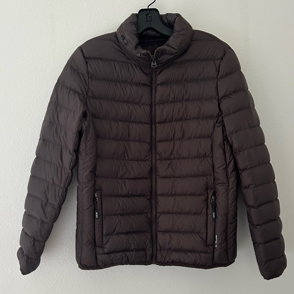 TUMI PAX Women's Clairmont Packable Travel Puffer Jacket